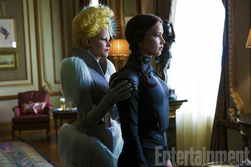 Katniss e Effie em Jogos Vorazes: A Esperança - O Final