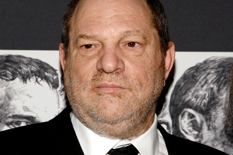 Atriz britânica processa Harvey Weinstein alegando tráfico sexual