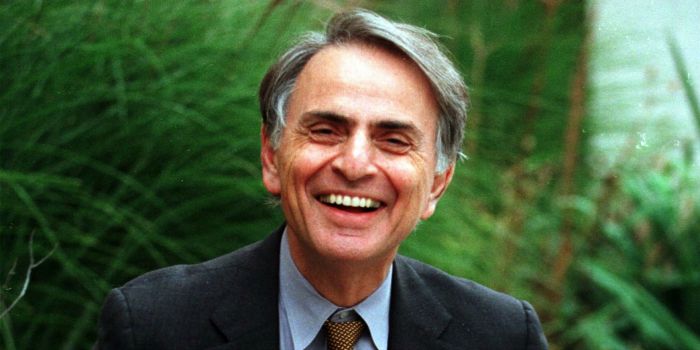 Vida do astrofísico Carl Sagan pode virar filme
