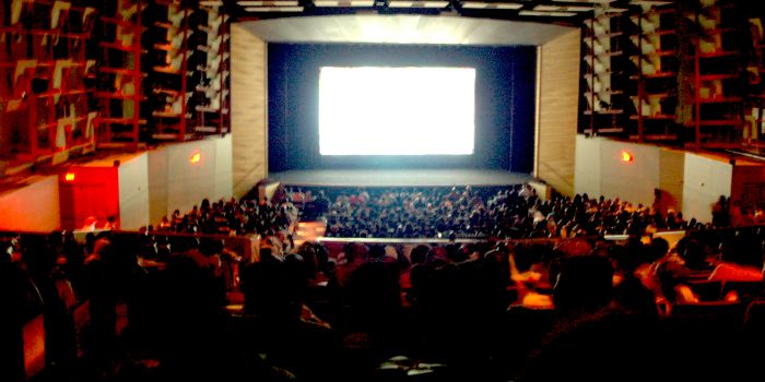 Situação desagradável atrapalha sessão em cinema no Rio de Janeiro