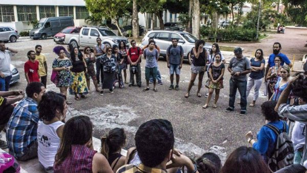 Artistas do Amazonas promovem atos contra o fim do Ministério da Cultura