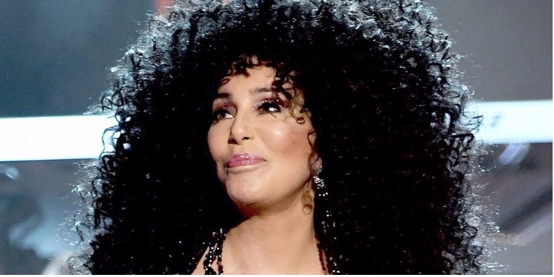 Cher será novidade do elenco da continuação de ‘Mamma Mia’