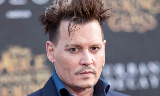 Johnny Depp é processado por suposta agressão em novo filme