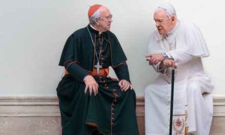 Manaus fica fora das exibições especiais de ‘Os Dois Papas’ no Brasil