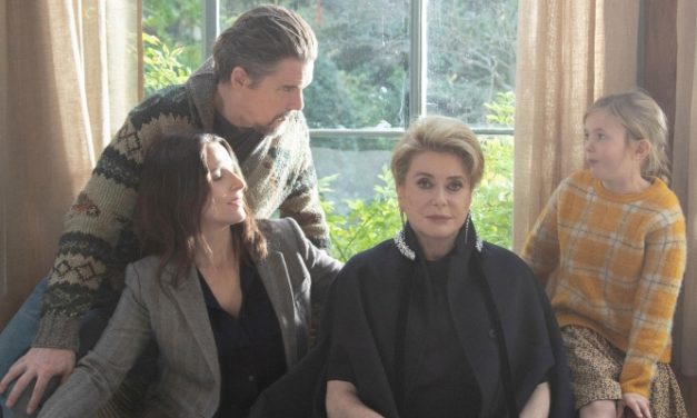 ‘A Verdade’: roteiro sem foco prejudica encontro de divas francesas