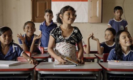 ‘Uma Escola no Marajó’: um dia na vida de uma escola ribeirinha