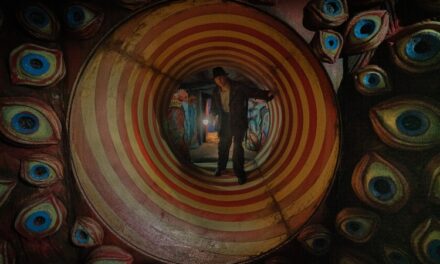 ‘O Beco do Pesadelo’: Del Toro e seu pesadelo noir sobre os monstros humanos