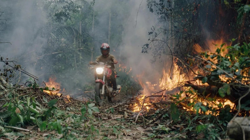 Manaus recebe pré-estreia do premiado documentário ‘O Território’