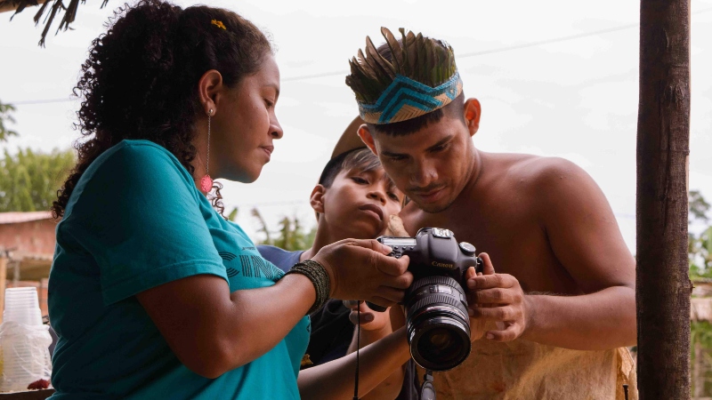 Cine Bodó leva cinema para bairro indígena de Manaus